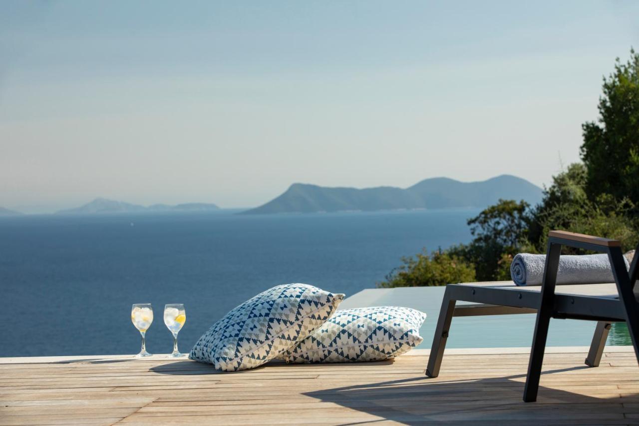 Blooms Of Sivota Bay - Luxury Villas With Private Heated Pool Kültér fotó