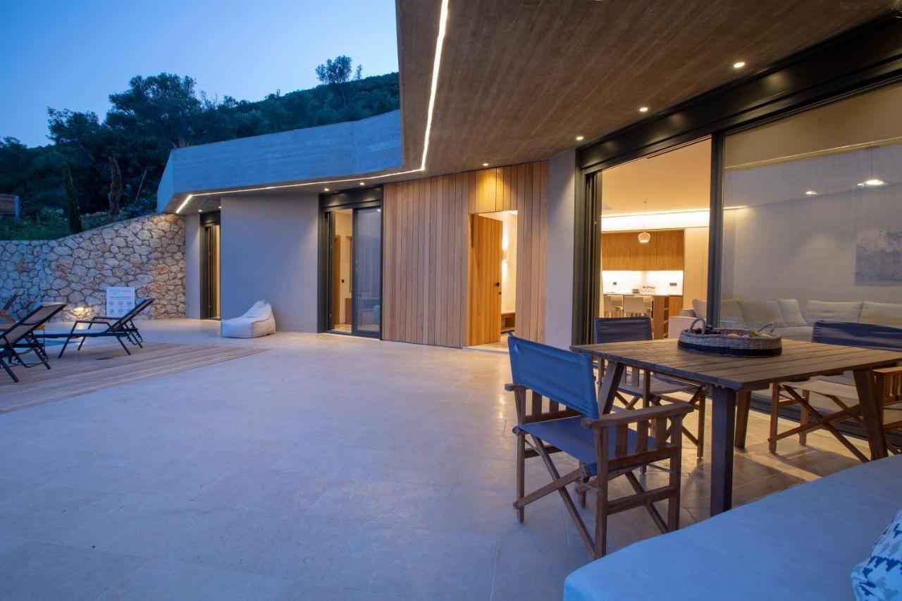 Blooms Of Sivota Bay - Luxury Villas With Private Heated Pool Kültér fotó