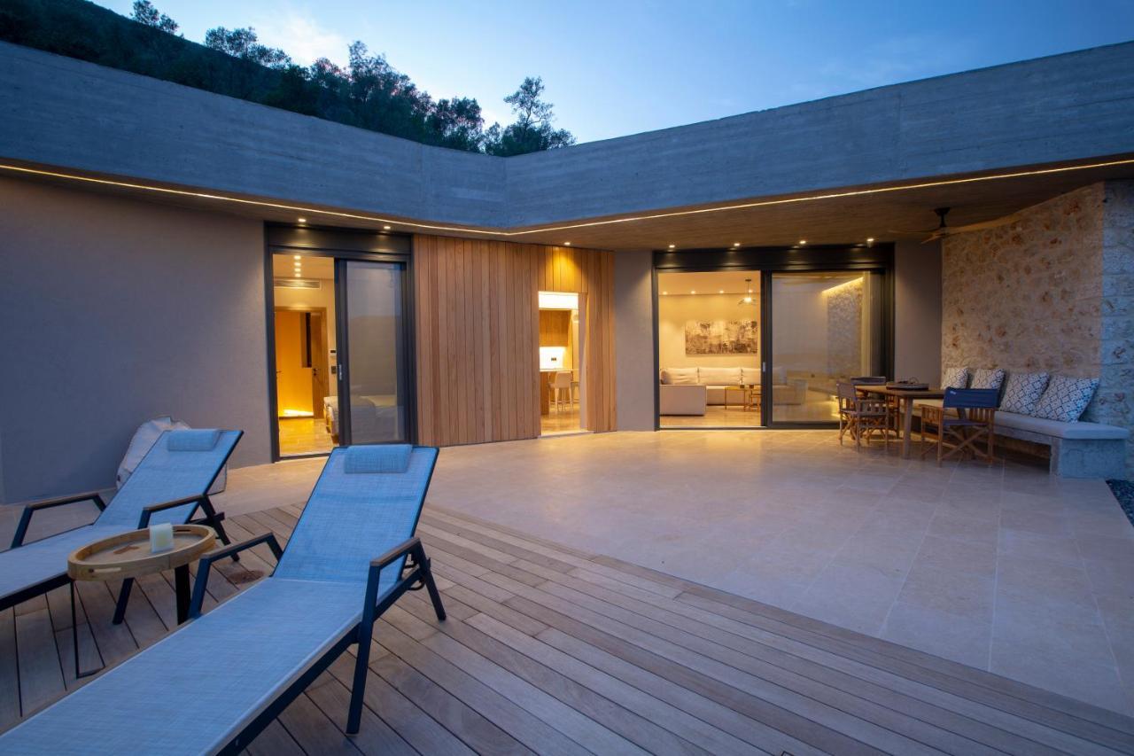 Blooms Of Sivota Bay - Luxury Villas With Private Heated Pool Kültér fotó
